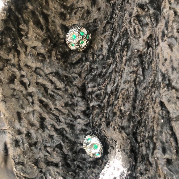 Vintage black double breasted fur coat - Picture 2 of 7